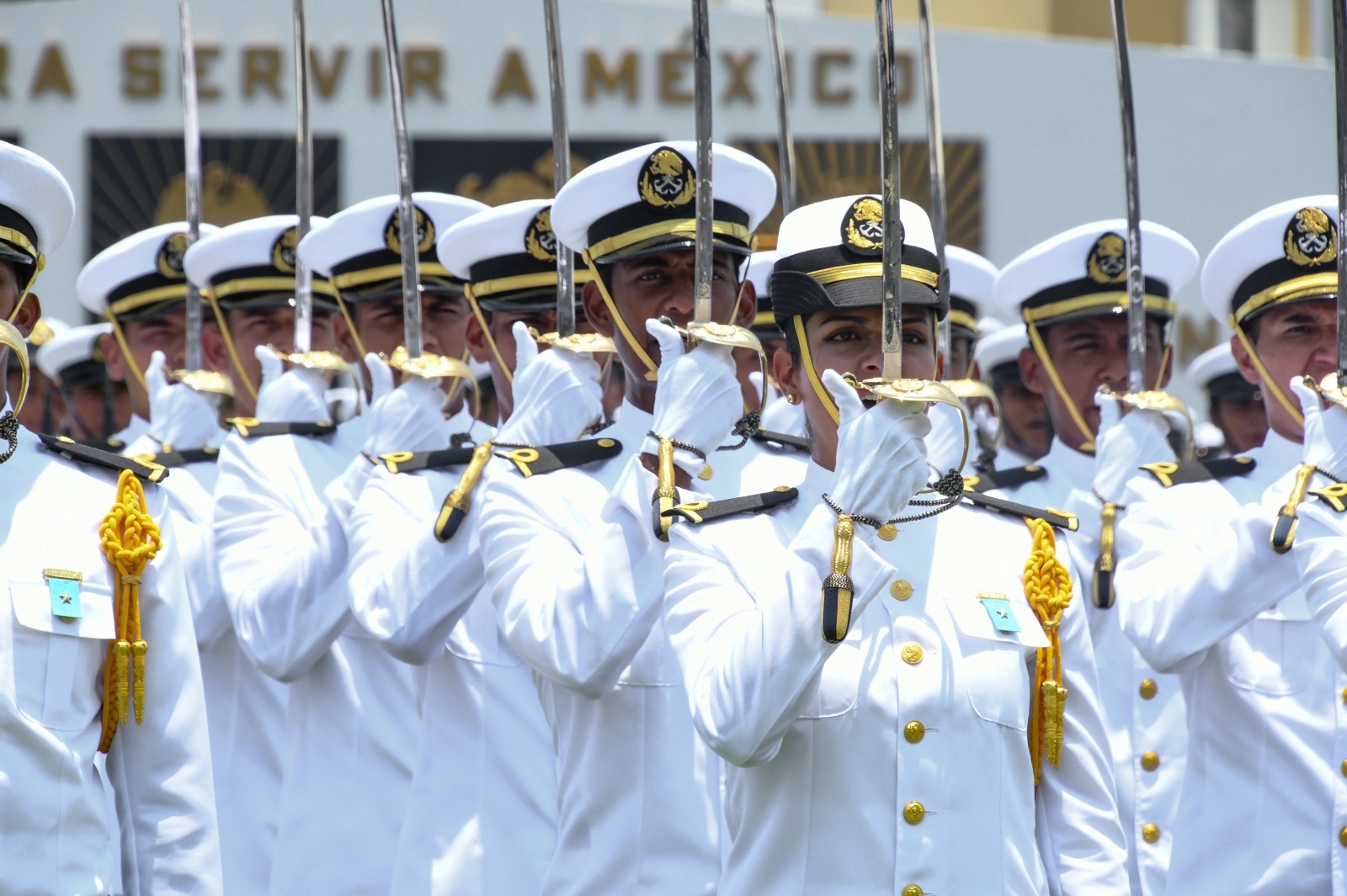 Secretaría de Marina llama a jóvenes a ingresar a establecimientos educativos navales