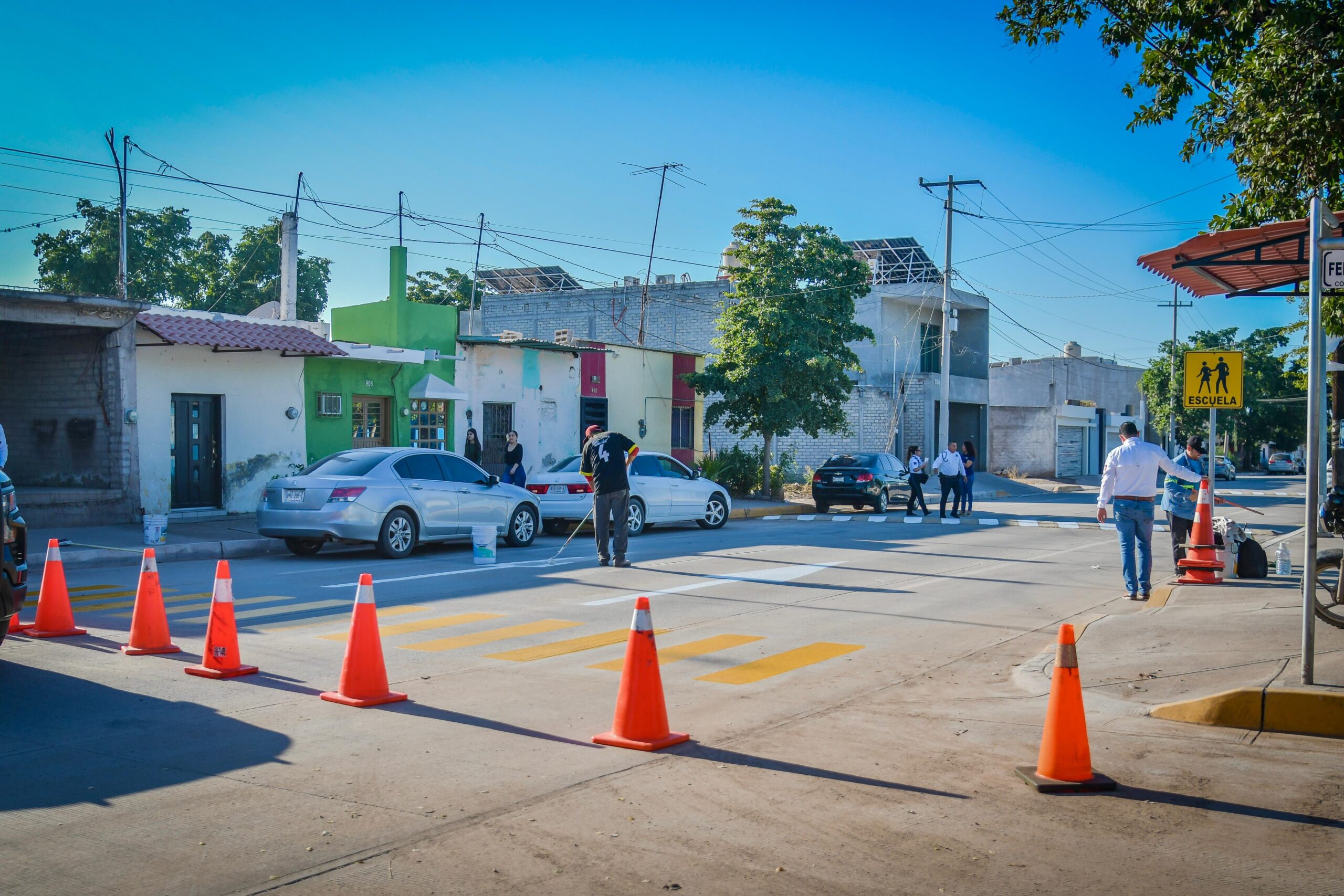 pintado de señalización vial en zonas escolares