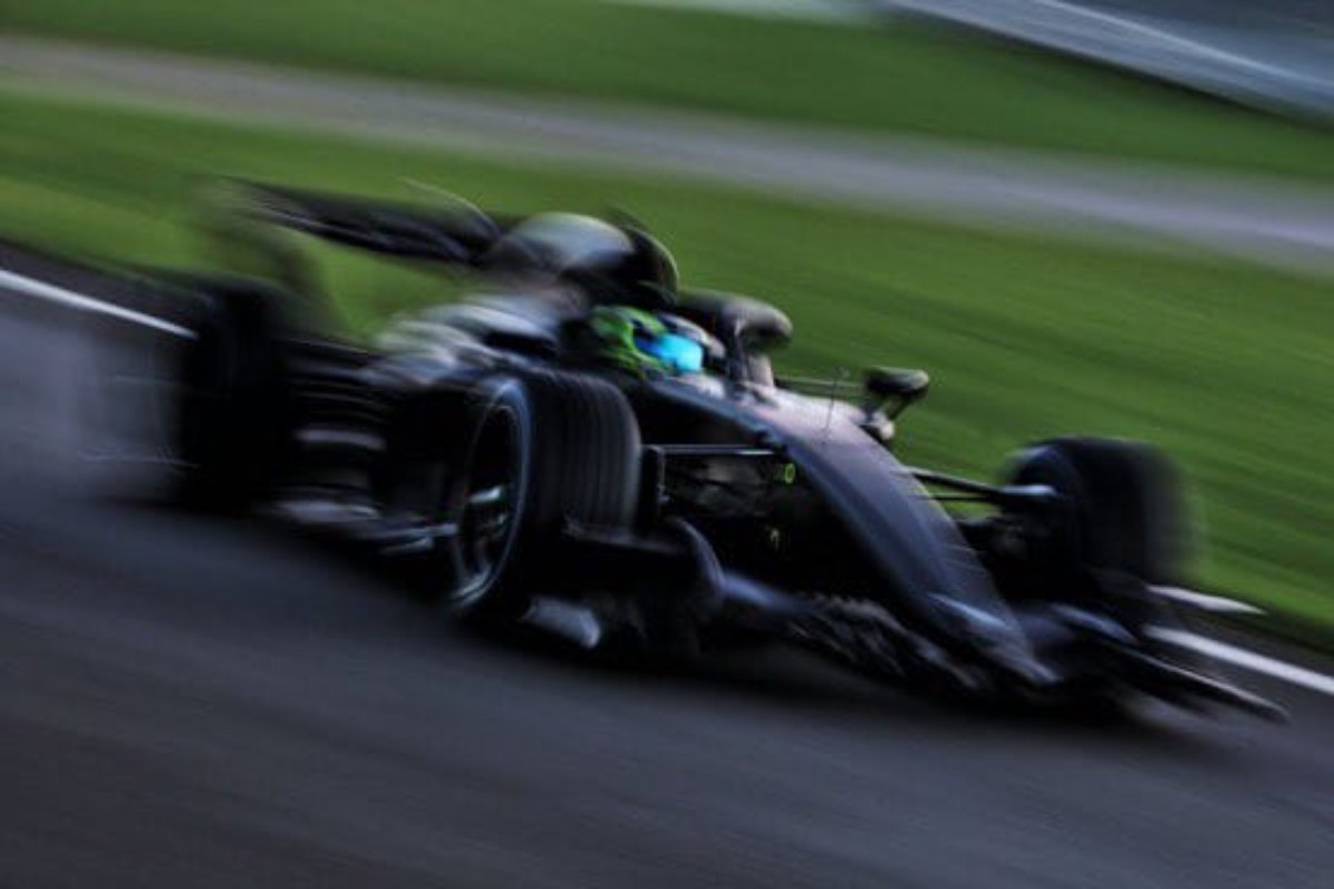 Checo Pérez es el primer piloto en probar un monoplaza de Cadillac en la F1
