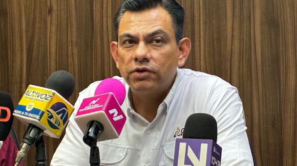 Proliferación de plazas comerciales deja locales vacíos en el Centro de Los Mochis; empresarios insisten en proyecto de atracción