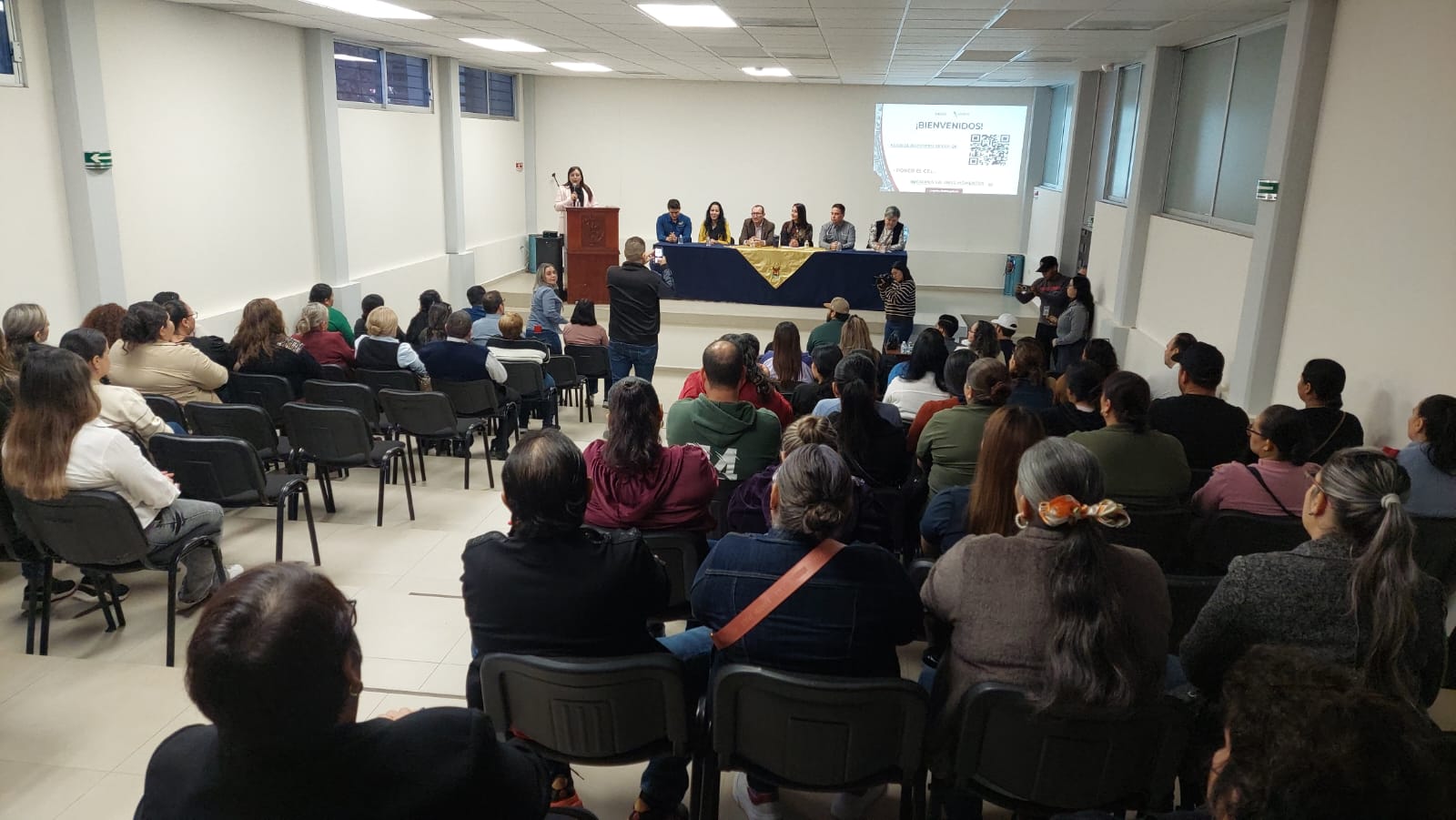 Taller de Buenas Prácticas de Higiene a encargados de tiendas escolares de la UAS