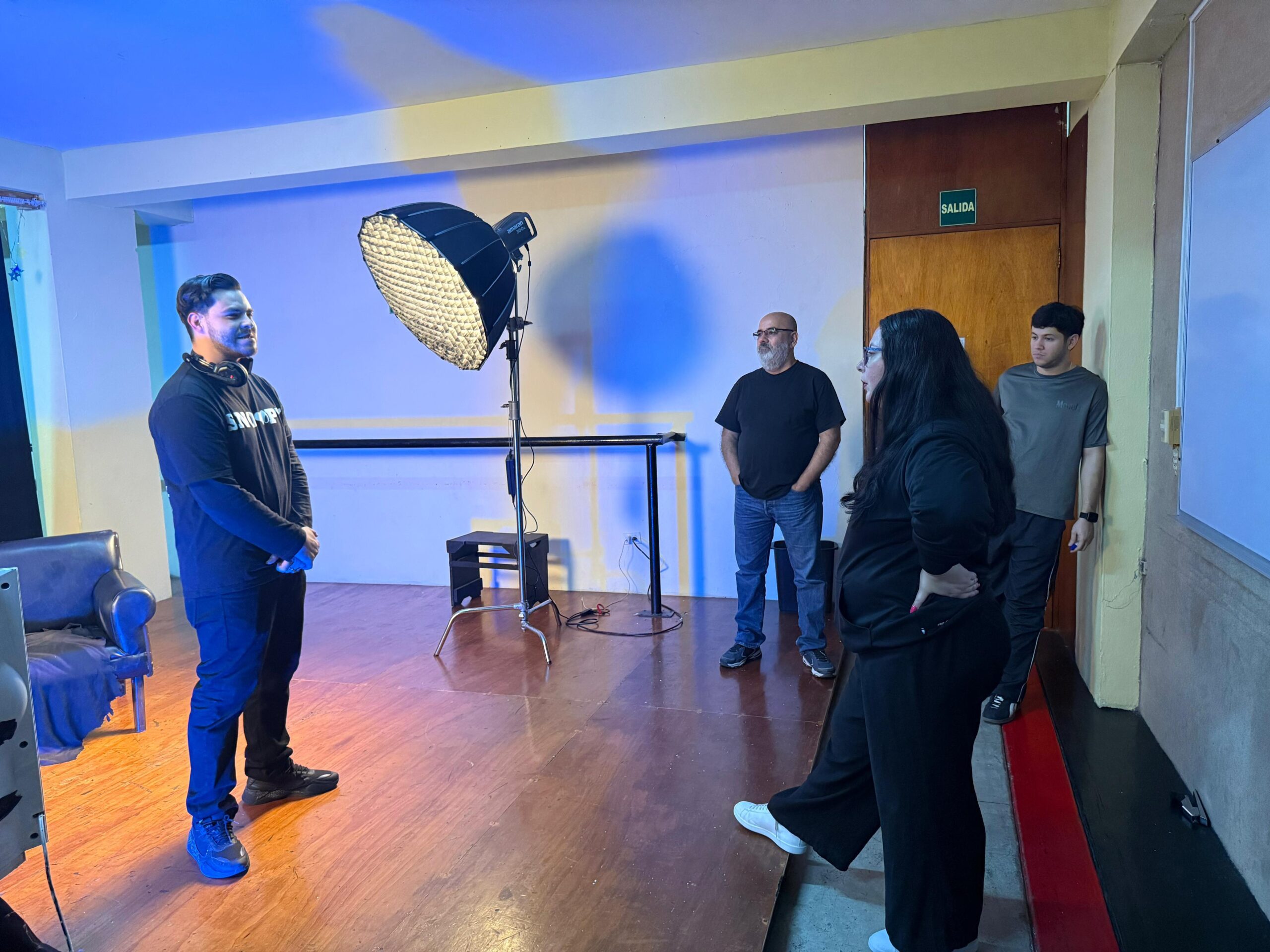 Taller de Escenografía en el CMA de Mazatlán