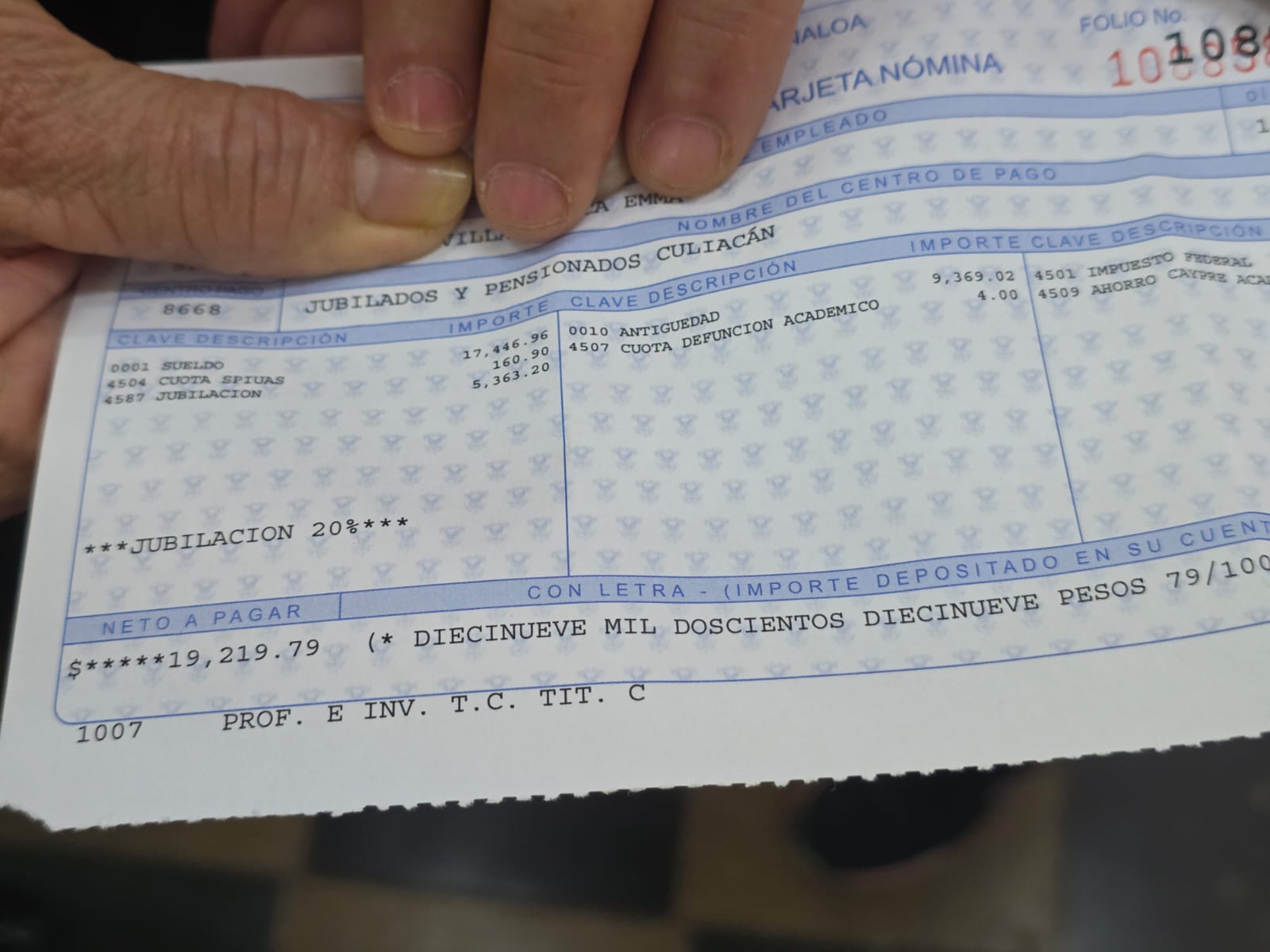 talón de cheque descuento UAS