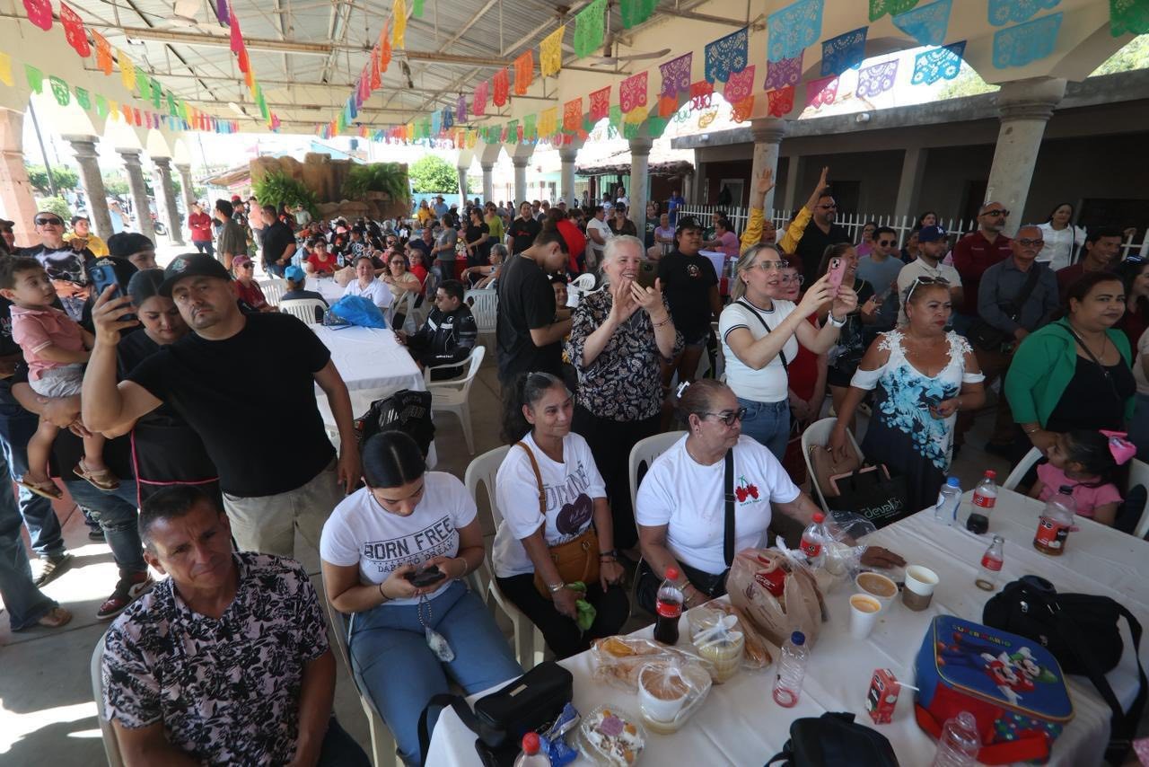 Tianguis de Artesanías en El Recodo, Mazatlán, Sin.