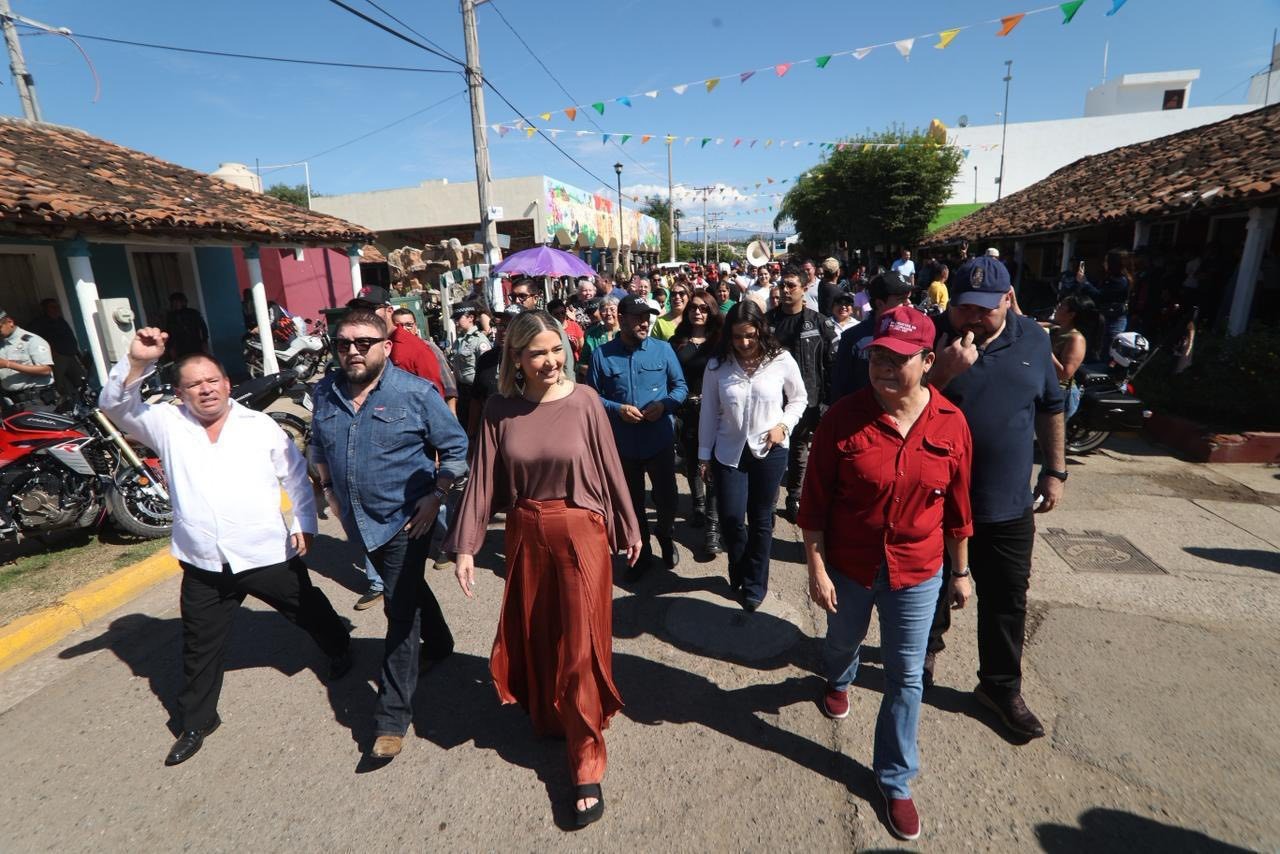Tianguis de Artesanías en El Recodo, Mazatlán, Sin.