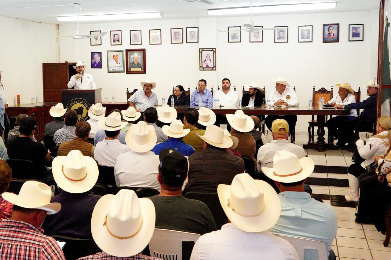Toma de protesta del nuevo Consejo Directivo de la Asociación Ganadera Local de Mazatlán