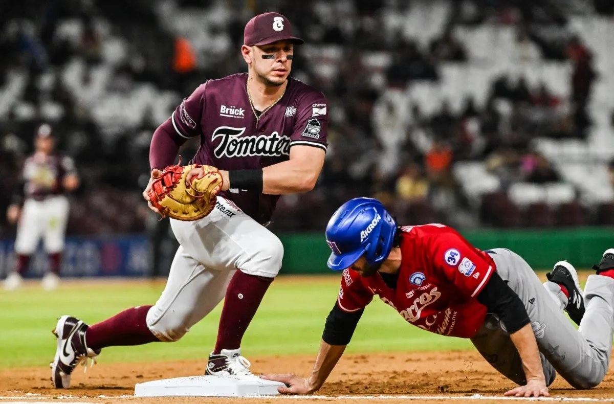 Tomateros contra Charros
