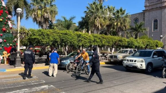 ¡Advertidos están! En Escuinapa, Sinaloa concluye periodo de tolerancia e iniciarán multas por doble fila y estacionarse en línea amarilla