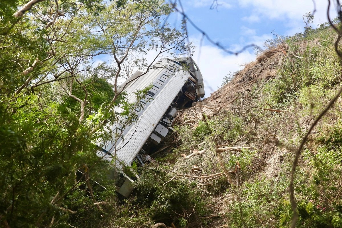 Tren Interoceánico descarrillado