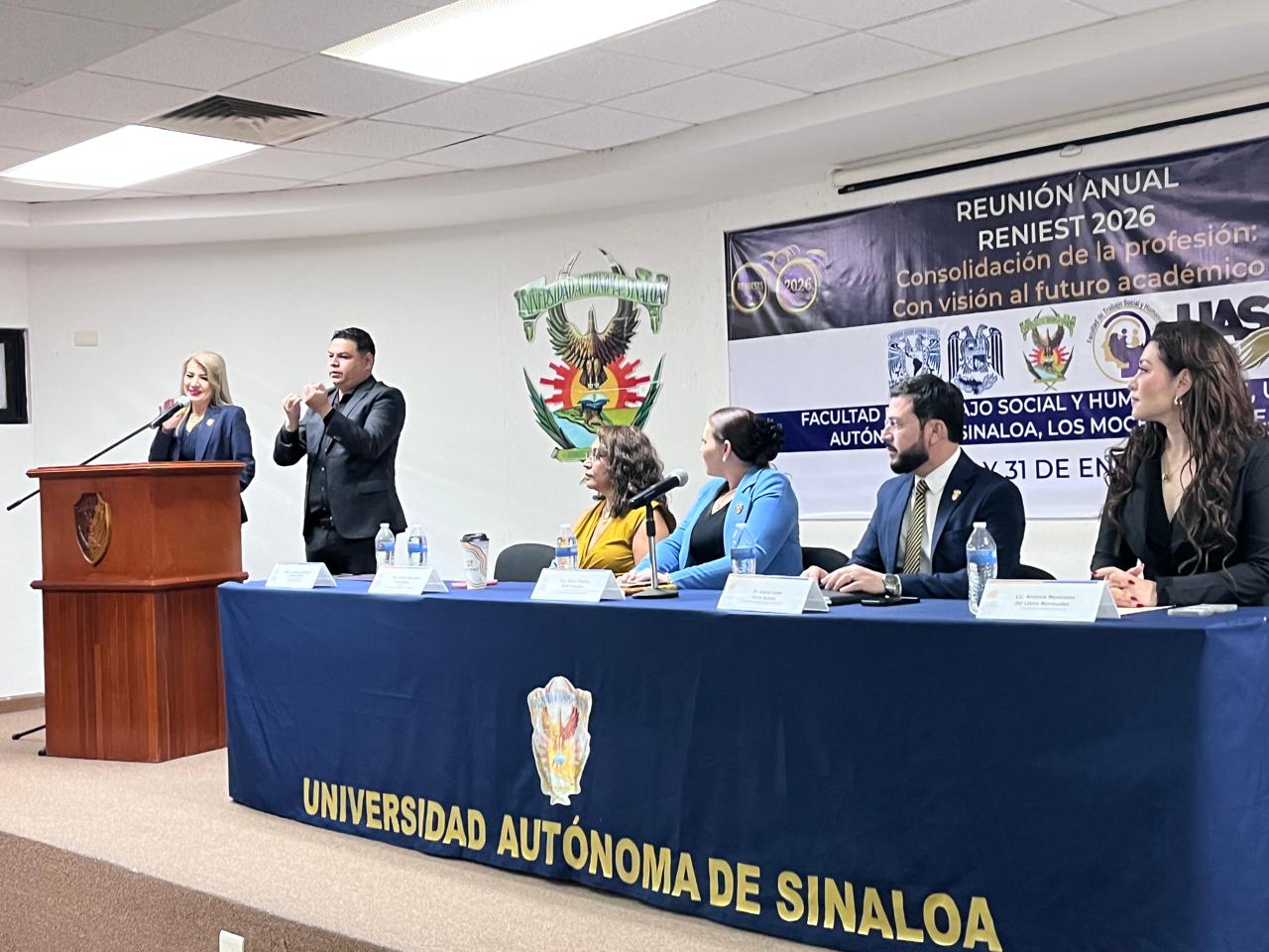 Reunión anual de la Red Nacional de Instituciones de Educación Superior en Trabajo Social en Los Mochis