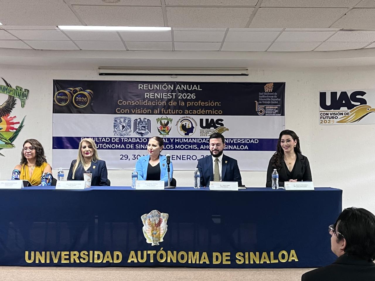 Reunión anual de la Red Nacional de Instituciones de Educación Superior en Trabajo Social en Los Mochis