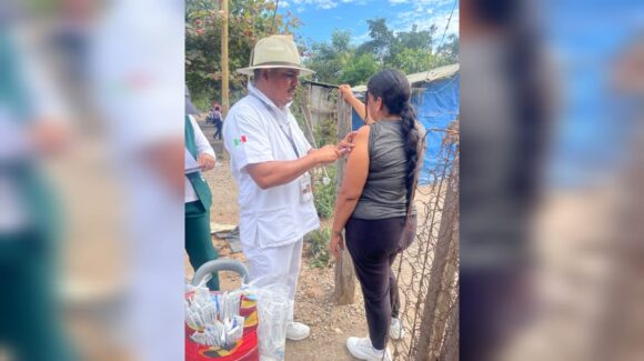 Hacen frente contra el sarampión en comunidades del sur de Sinaloa, Secretaría de Salud estatal refuerza vacunación