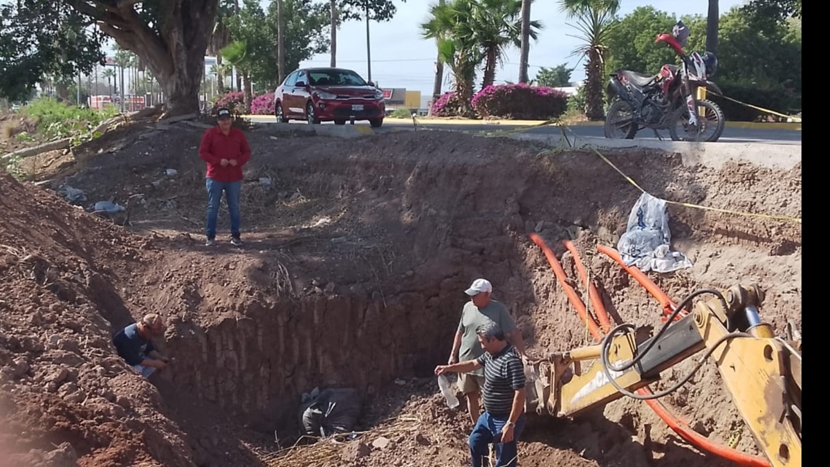 Vecinos de San Fernando para obra de entubamiento de dren en Los Mochis