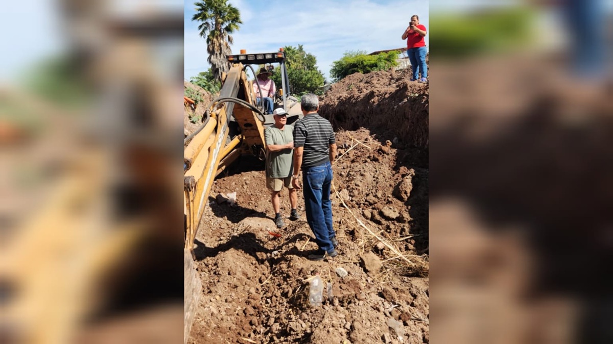 Vecinos de San Fernando para obra de entubamiento de dren en Los Mochis