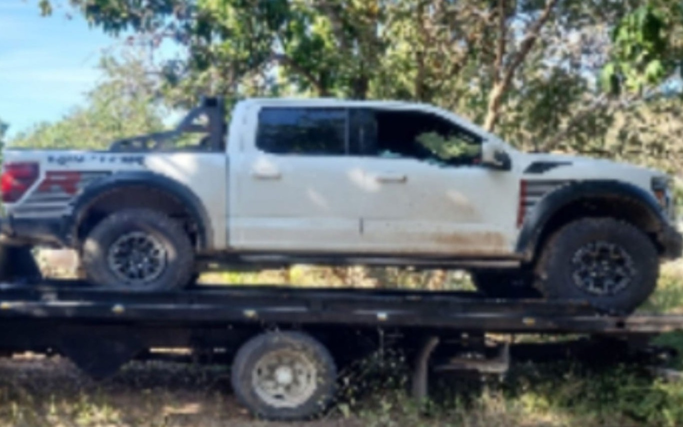 Vehículo asegurado en Sinaloa