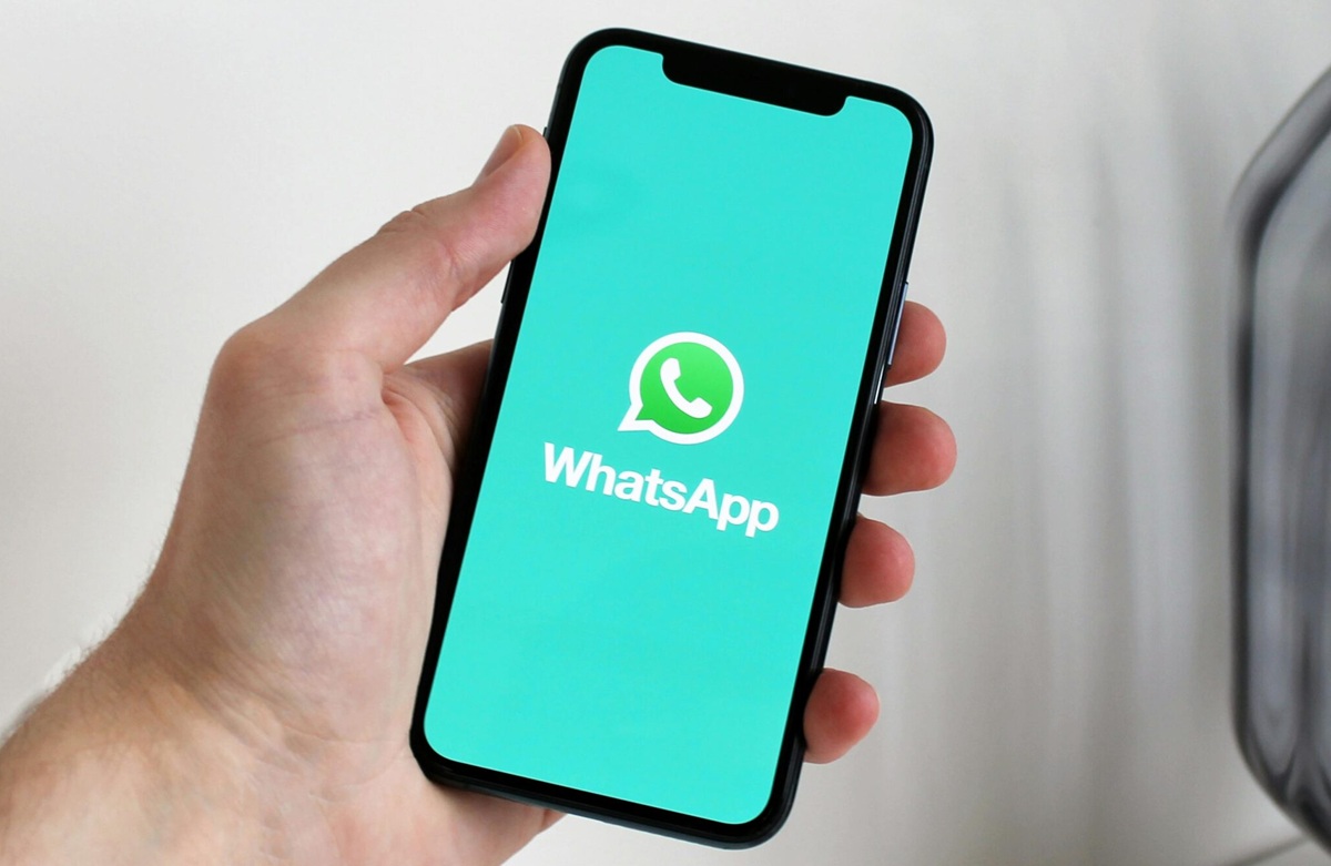 WhatsApp en celular