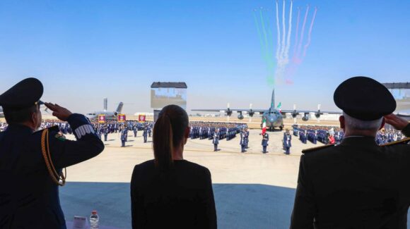 Sheinbaum reafirma compromiso con la Fuerza Aérea Mexicana en su 111 aniversario