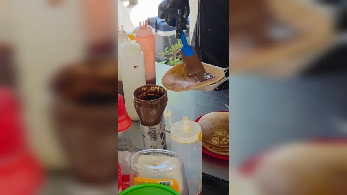 Abel conquista el paladar de los culichis con sus hot cakes guasave