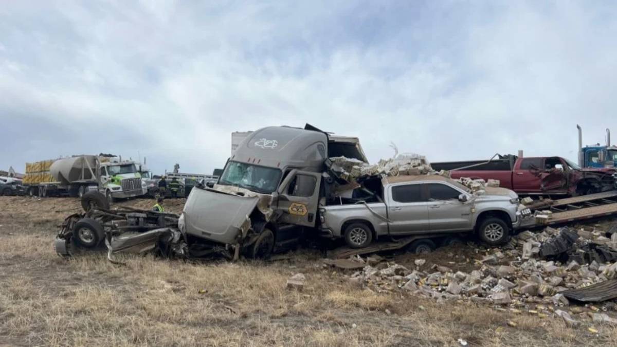 Choque masivo en Colorado por tormenta de polvo deja cuatro muertos y 29 heridos
