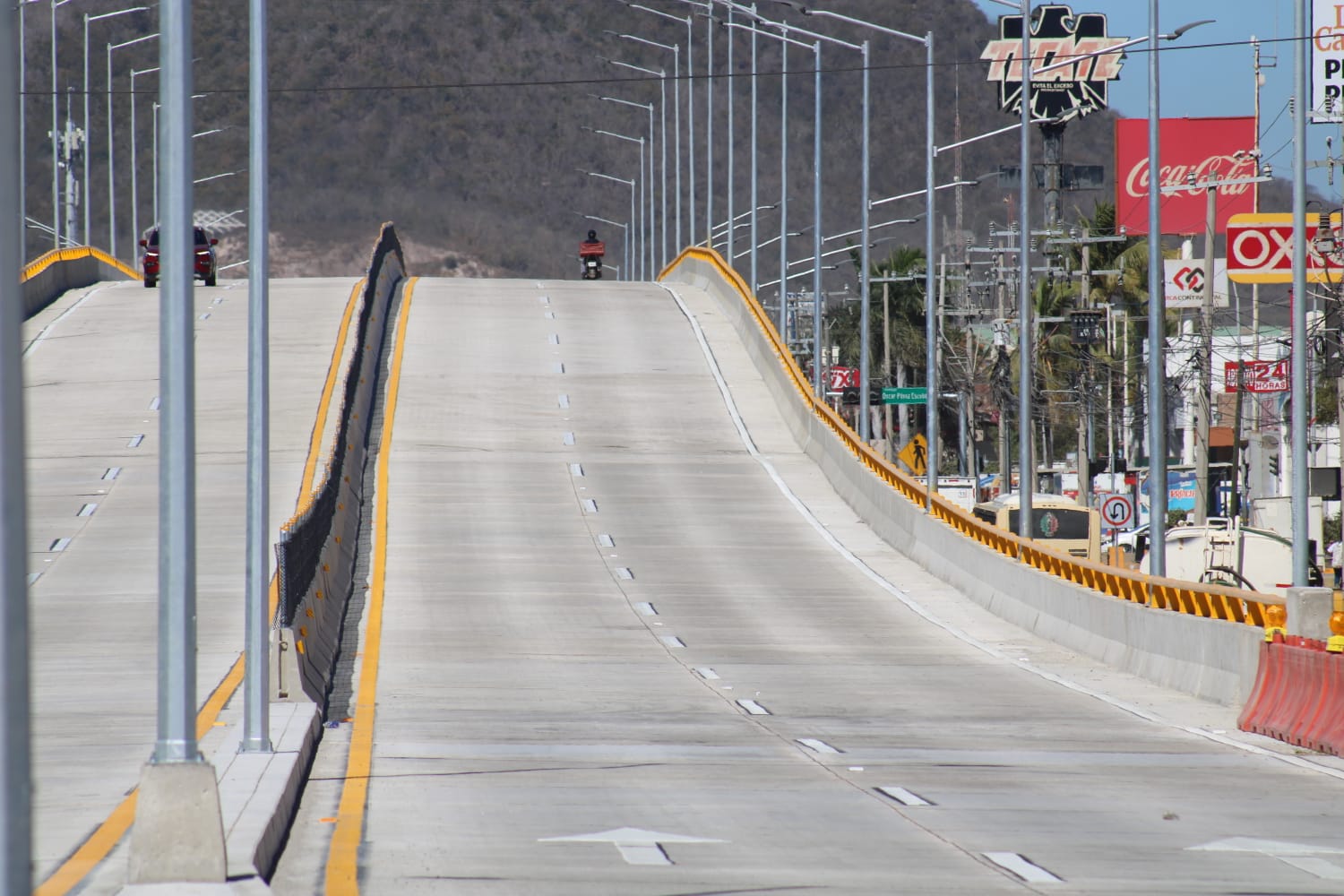 Dan a conocer avances del puente Internacional-Pérez Escobosa