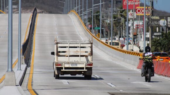 ‘Realmente hubo un gran esfuerzo’; celebra la SICT avance del puente vehicular Internacional-Perez Escobosa en Mazatlán, Sinaloa