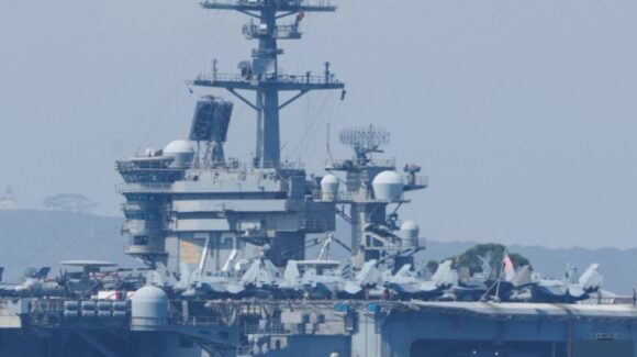 EE.UU. derriba dron iraní cerca del portaaviones USS Abraham Lincoln en el mar Arábigo