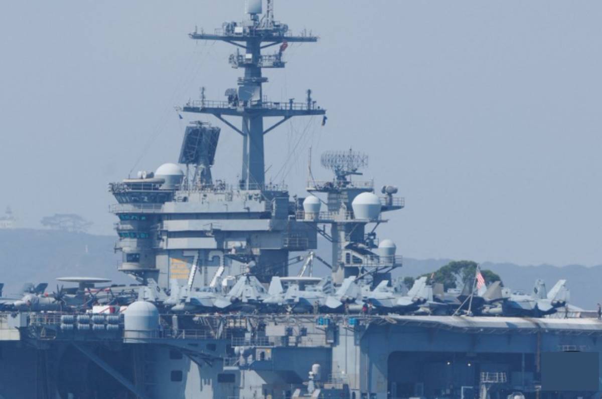 EE.UU. derriba dron iraní cerca del portaaviones USS Abraham Lincoln en el mar Arábigo
