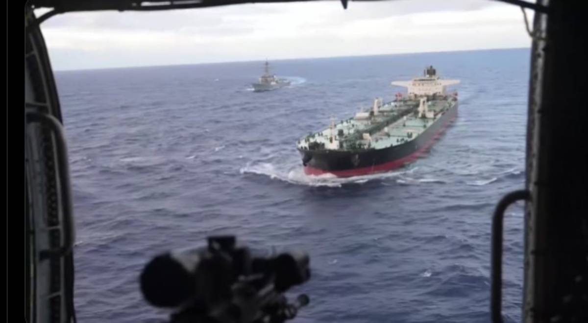 EE.UU. intercepta petrolero en el Índico por violar sanciones contra Venezuela y Cuba