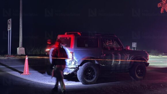 Asesinado encuentran a hombre en la cajuela de una Ford Bronco frente a la escuela de Agronomía en Culiacán, Sinaloa