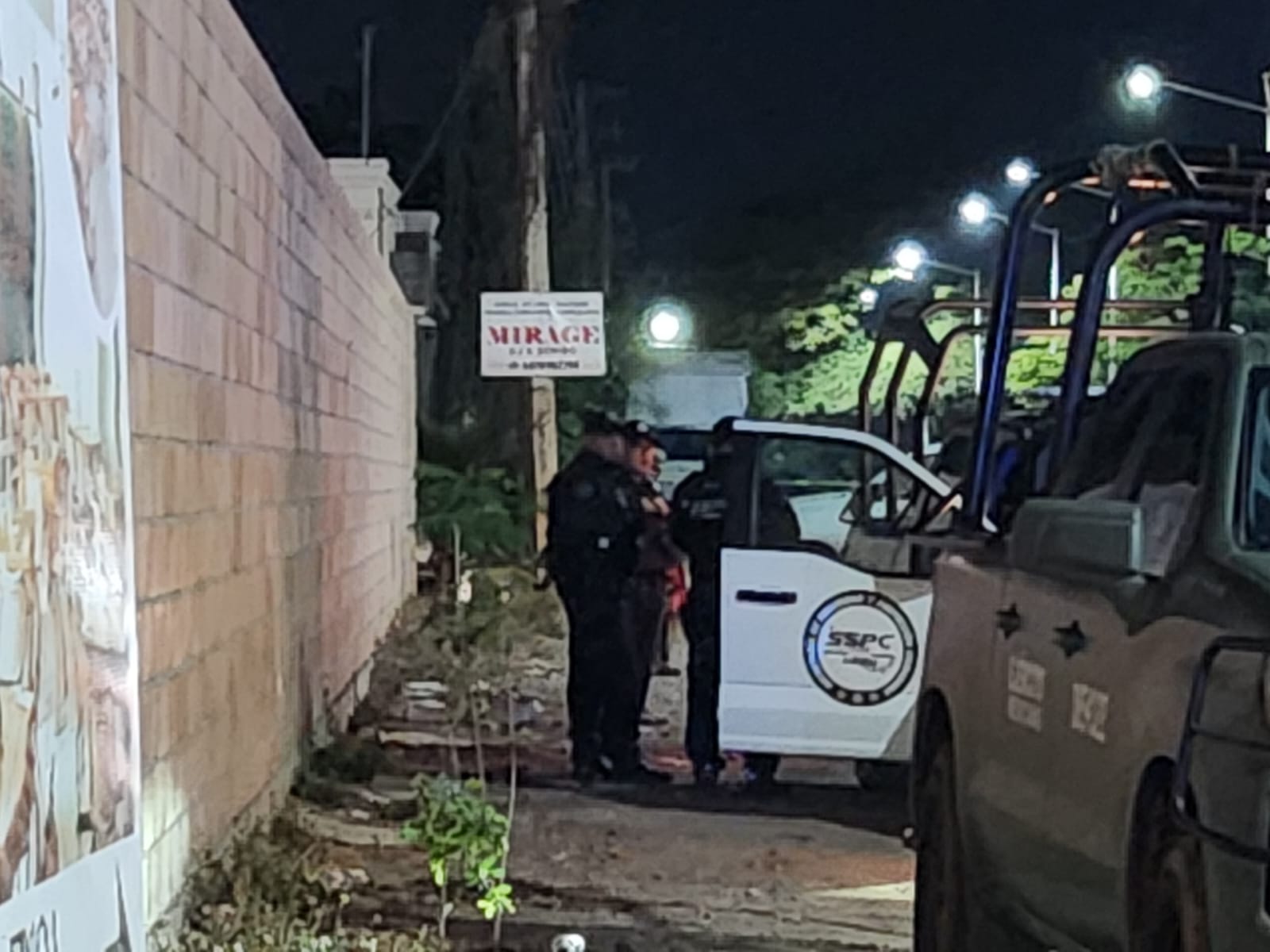 El hombre localizado sin vida quedó en calidad de desconocido en el Semefo