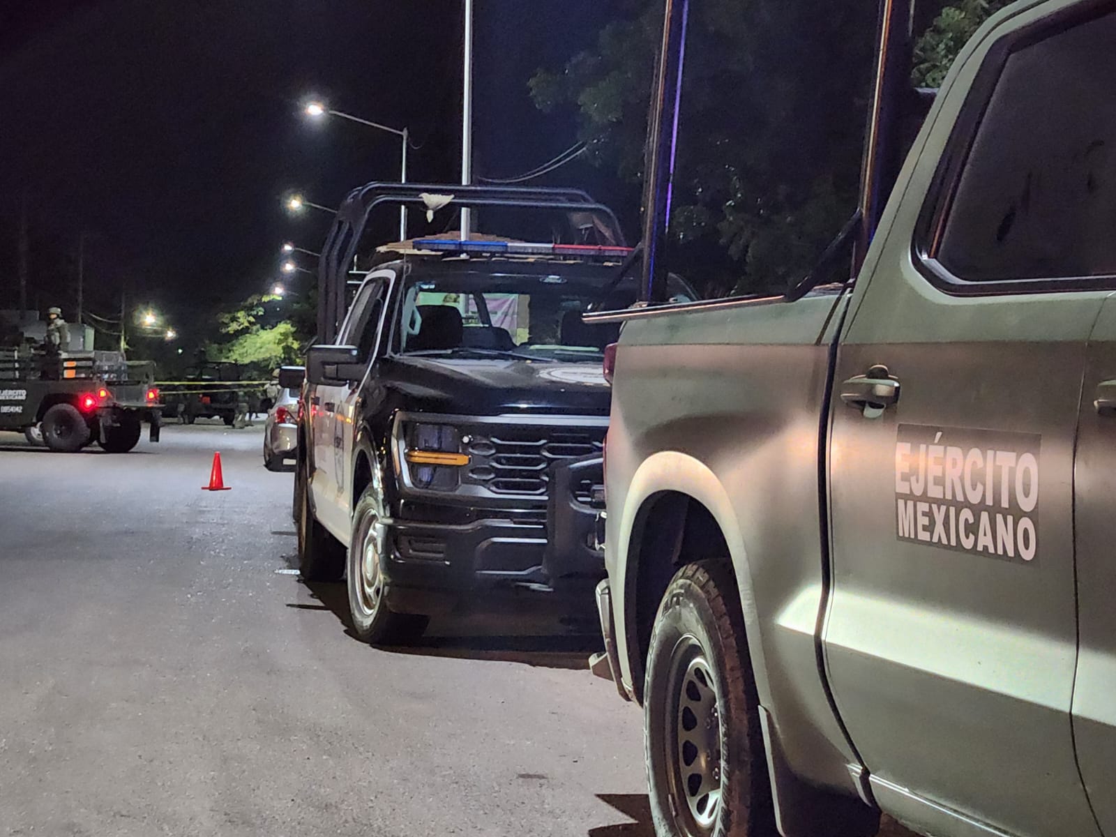 El hombre localizado sin vida quedó en calidad de desconocido en el Semefo