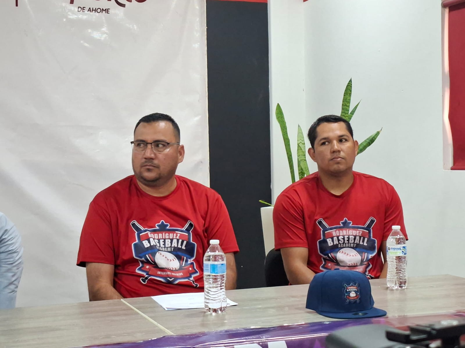 En grande pretenden celebrar el primer aniversario de la academia