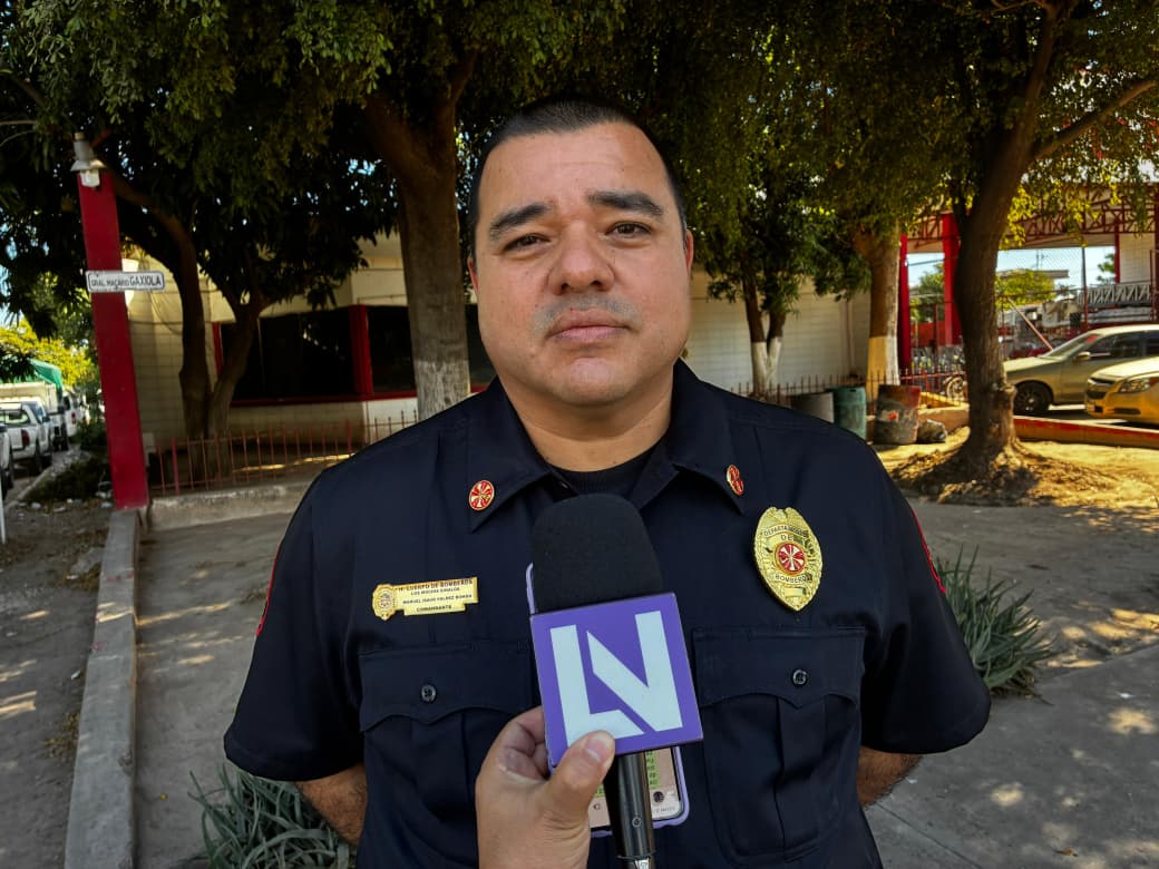 Manuel Isaud Valdez Román comandante del departamento de Bomberos de Los Mochis