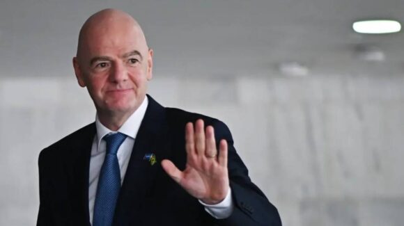 Infantino confirma a México como sede del Mundial 2026 pese a ola de violencia