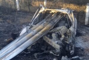 Hombre muere calcinado en accidente vial