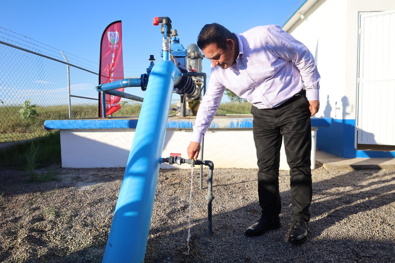 Jorge Rosario Bojórquez Berrelleza entregó la obra rehabilitada