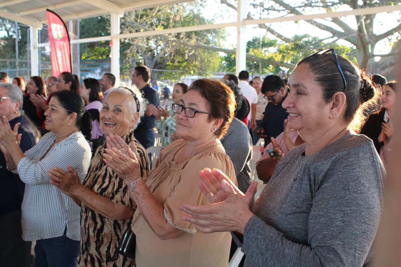 Jorge Rosario Bojórquez Berrelleza entregó la obra rehabilitada