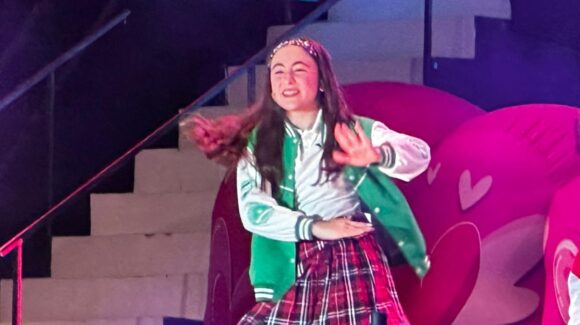 ‘Prende’ Lara Campos antesala infantil del Carnaval de Mazatlán 2026 y Belinda sorprende con versión ‘belicona’ de sus éxitos