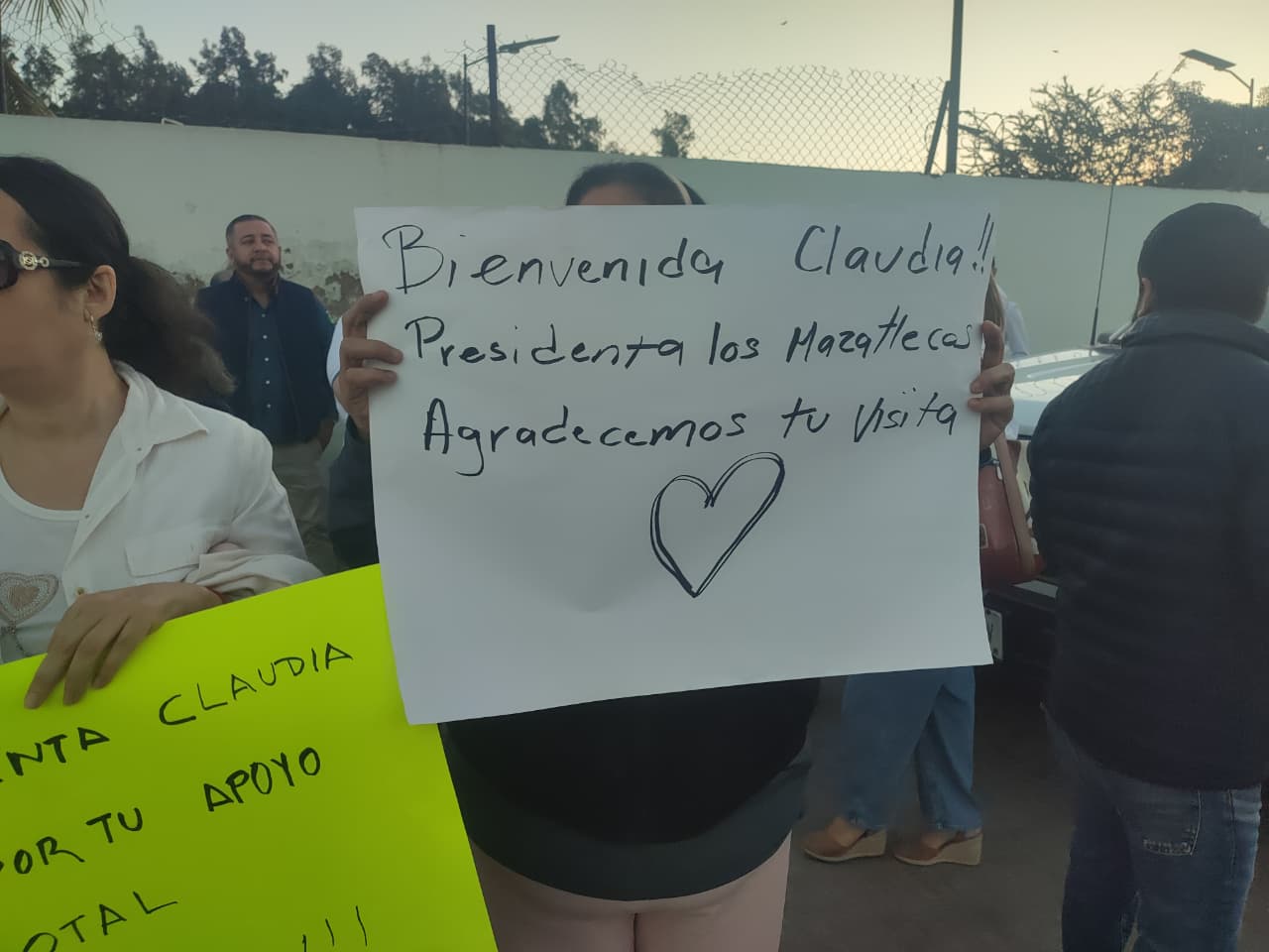 Los docentes aseguraron sentirse agradecidos con la presidente Claudia Sheinbaum
