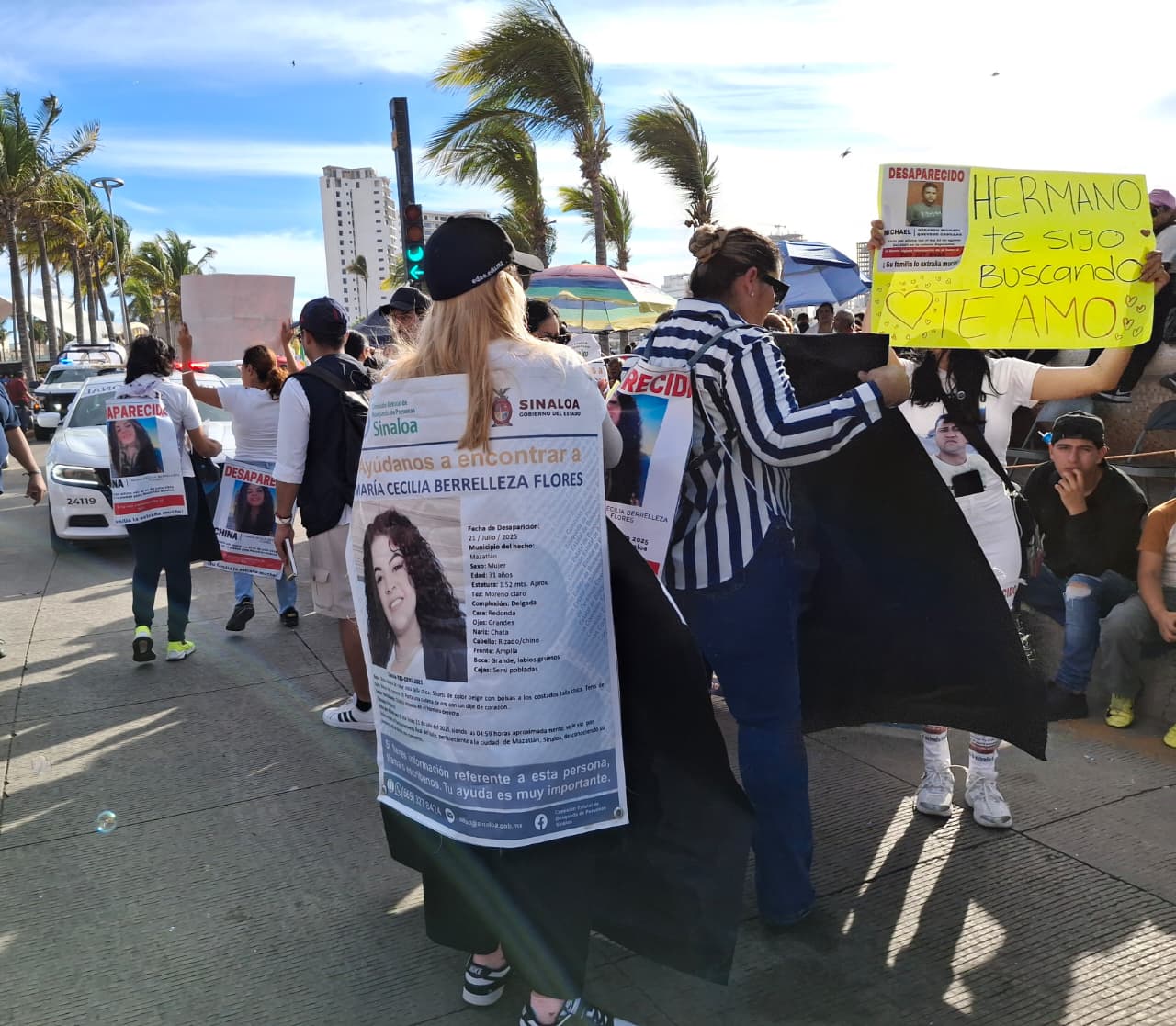 Los espectadores de carnaval de Mazatlán vieron con buenos ojos la manifestación de los dolidos