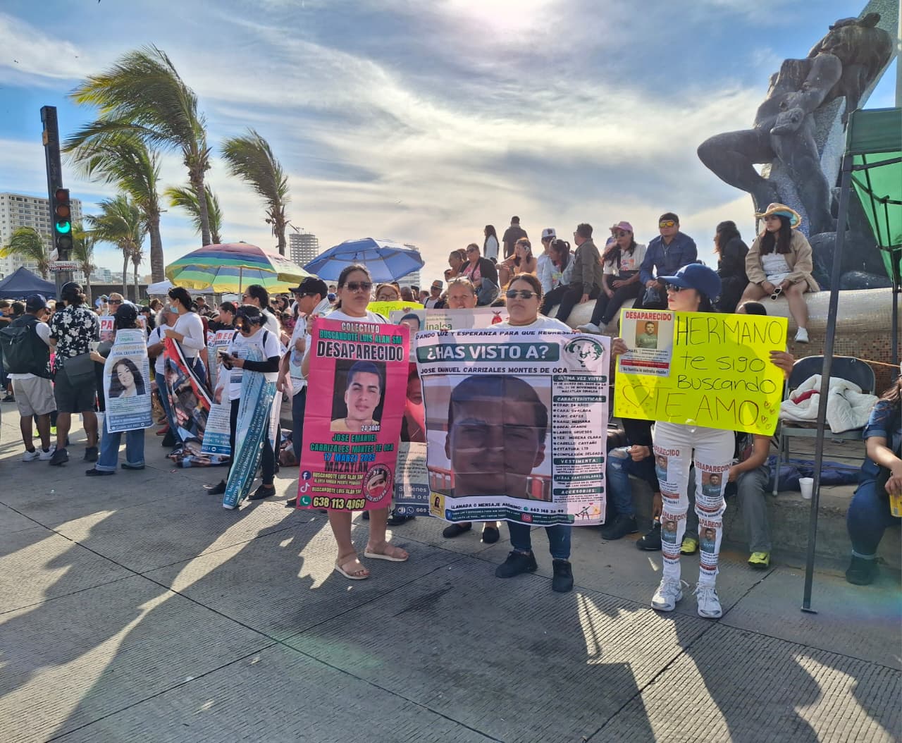 Los espectadores de carnaval de Mazatlán vieron con buenos ojos la manifestación de los dolidos