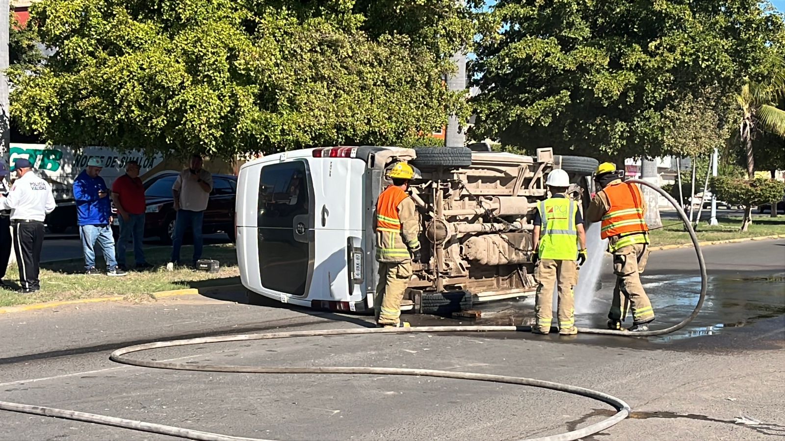 Pese a lo aparatoso del accidente no se presentaron lesionados de gravedad