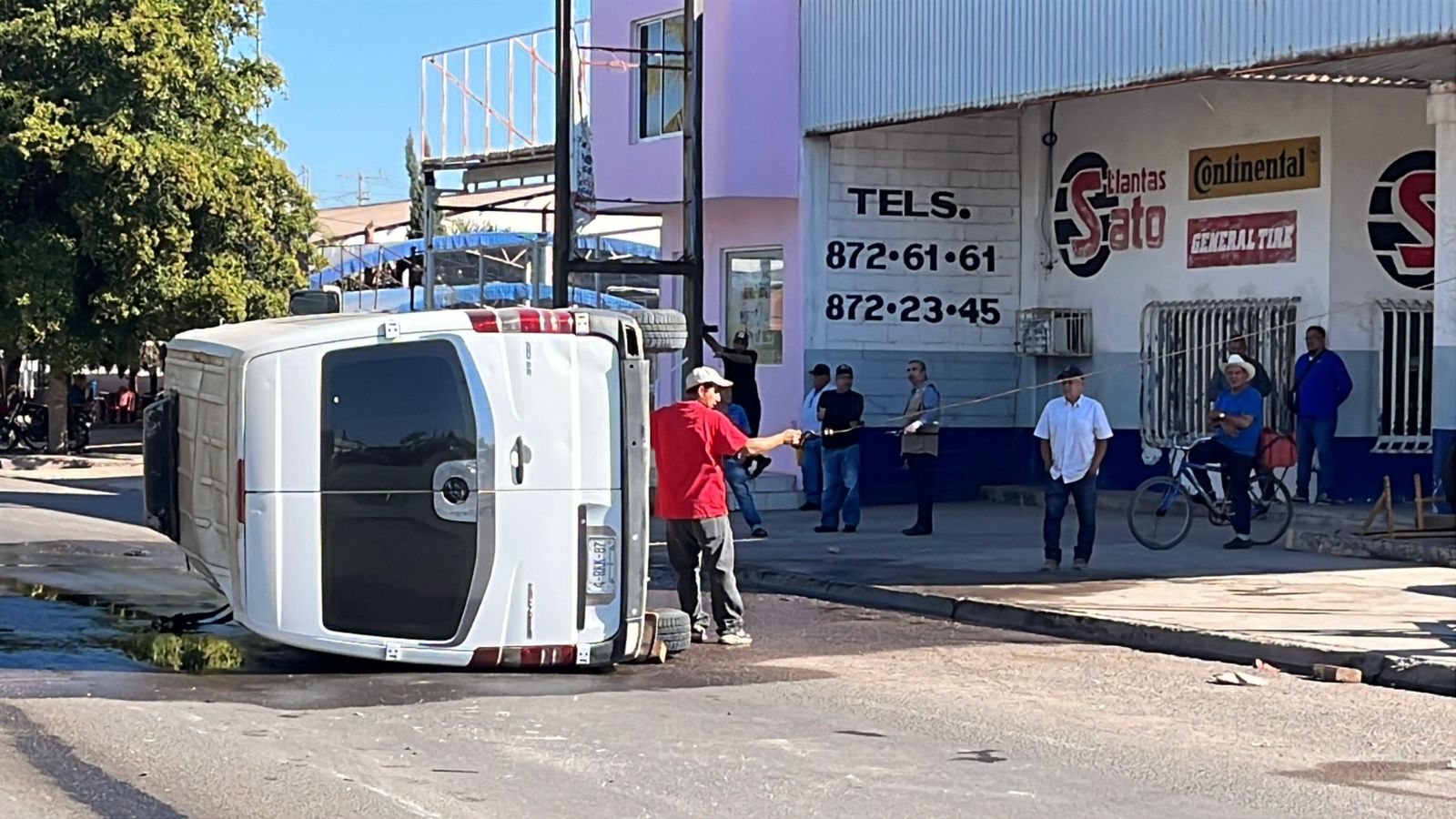 Pese a lo aparatoso del accidente no se presentaron lesionados de gravedad