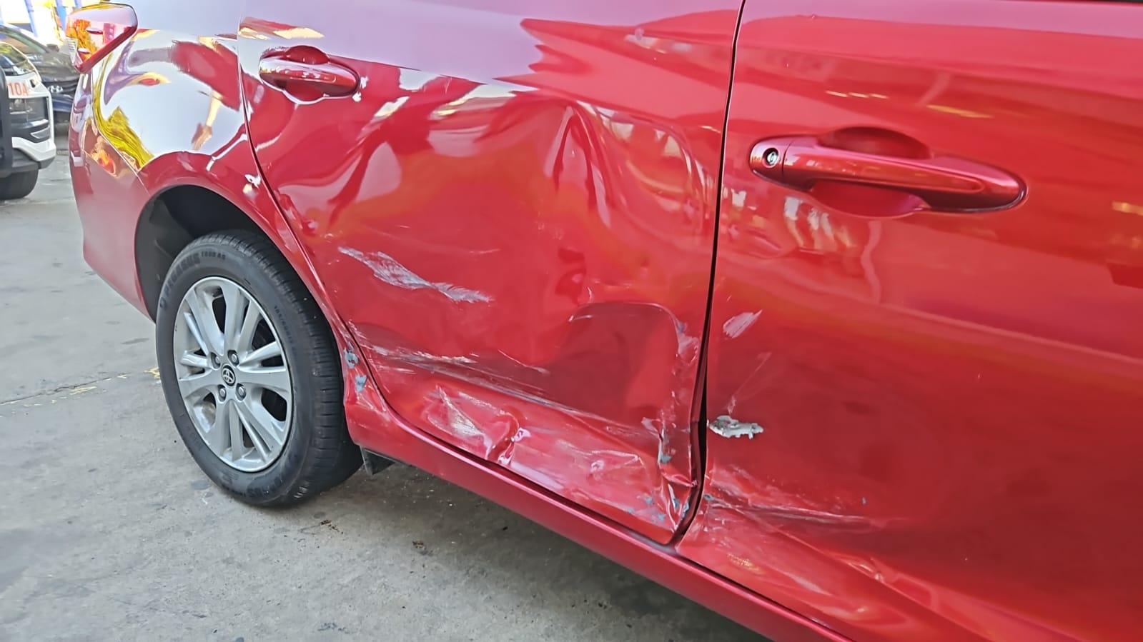Por fortuna el accidente solo dejó daños materiales