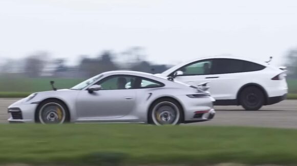 ¡Porsche y Tesla unen fuerzas! La marca alemana fortalece su estrategia eléctrica
