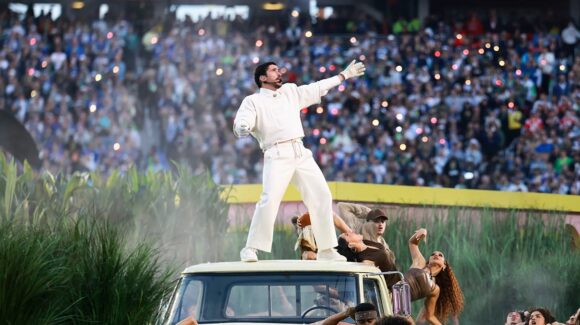 “El único antídoto para el odio es el amor”: Sheinbaum celebra show de Bad Bunny en el Super Bowl