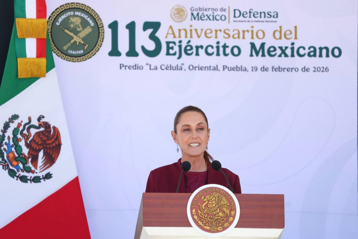 Sheinbaum reconoce al Ejército Mexicano en su 113 aniversario
