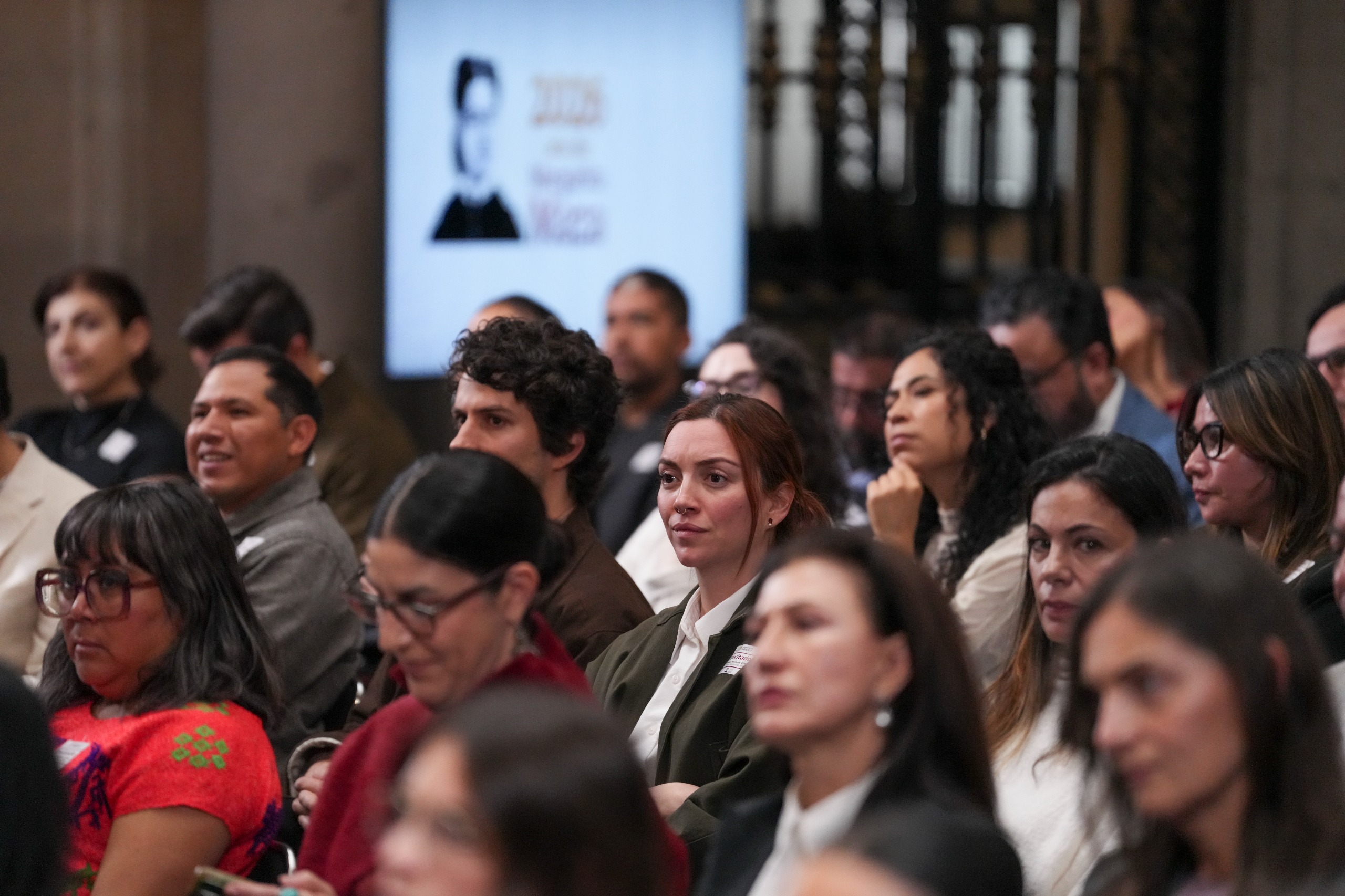 Sheinbaum y Salma Hayec anuncian plan de apoyo integral al cine nacional