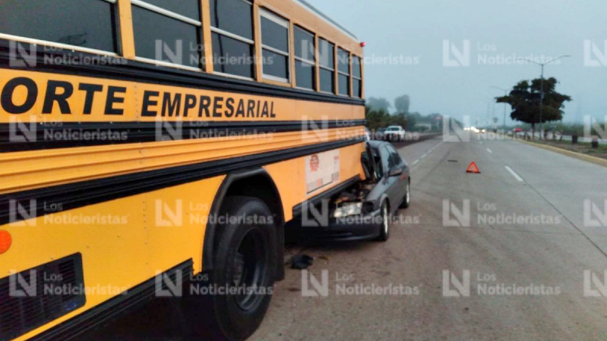 accidente de vehiculo con camion en la carretera mochis topo choque