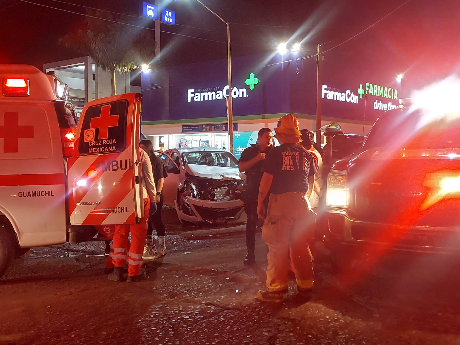 Accidente en crucero de Guamúchil